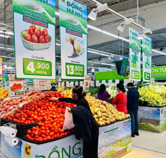 Nông sản Hải Dương trải qua 10 chốt kiểm dịch để tới Hà Nội giải cứu. (Ảnh: Báo Chính Phủ).