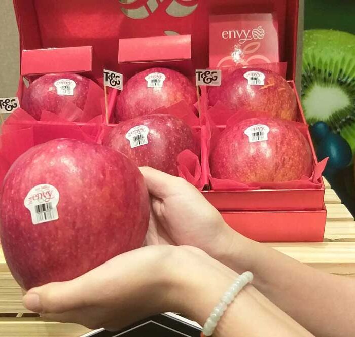 Người Việt chi hơn 2.000 tỷ đồng mua táo New Zealand