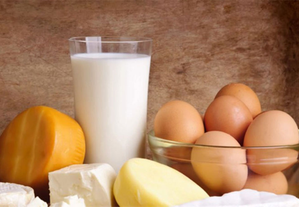Có nên uống sữa đậu nành kết hợp ăn trứng