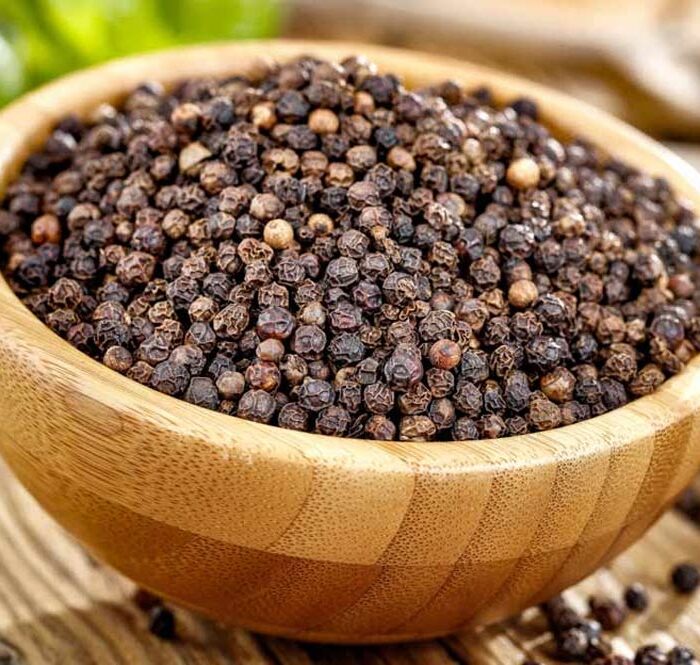 Hạt tiêu đen được ví như "vàng đen". Ảnh:Onmanorama