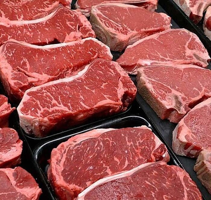 Thịt đỏ là nguồn bổ sung sắt cho cơ thể. Ảnh: Independent